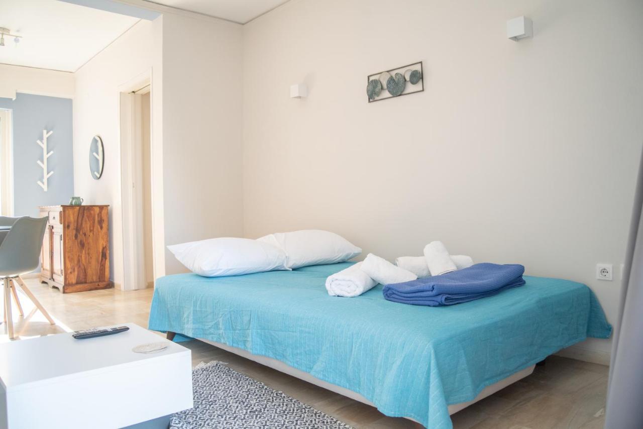 Naiads Nest - The Blue Wave Apartment Varkiza Bagian luar foto